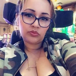 Meet your Posher, Rafaela